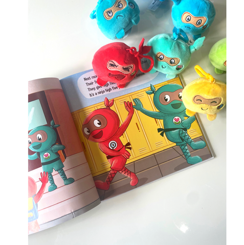 Starter Classroom Curriculum: 34 Books + 33 Lesson Plans + 11 Toys + 104 Cards + 2 Posters + Individual Use License